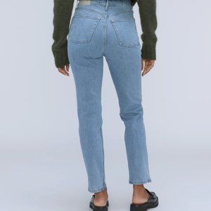 NWT Everlane Original Cheeky straight leg jean / 25 ankle / light stonewash blue